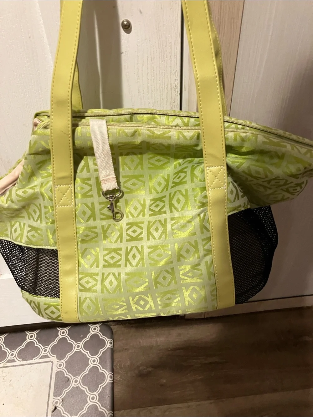 Pack n pawsLime Green dogTote with Front Zip Pocket